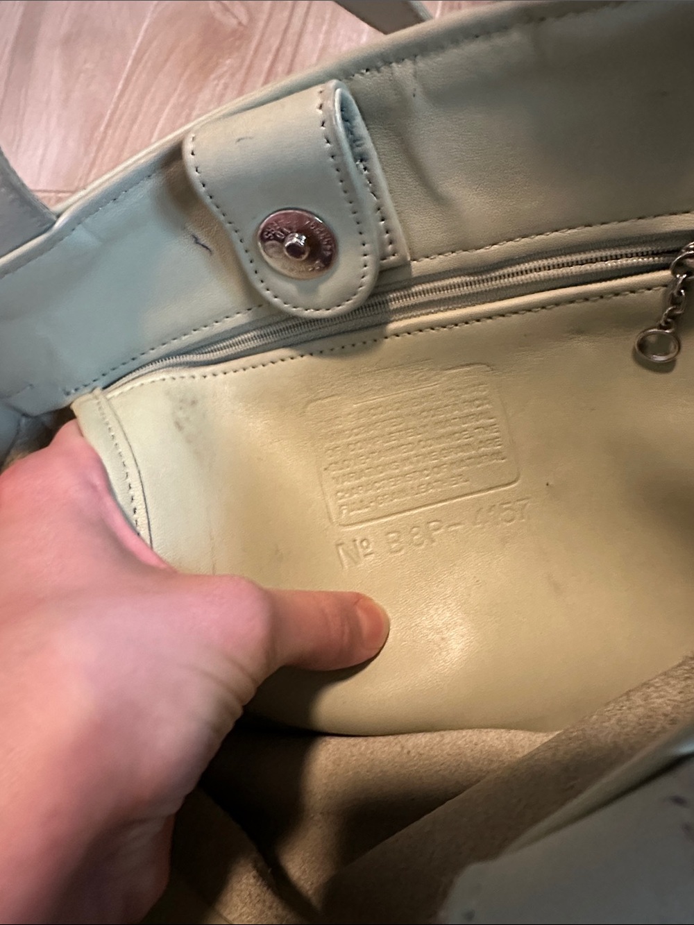 Vintage Coach Soho Buckle Bag, style number 4157 - Picture 3 of 8